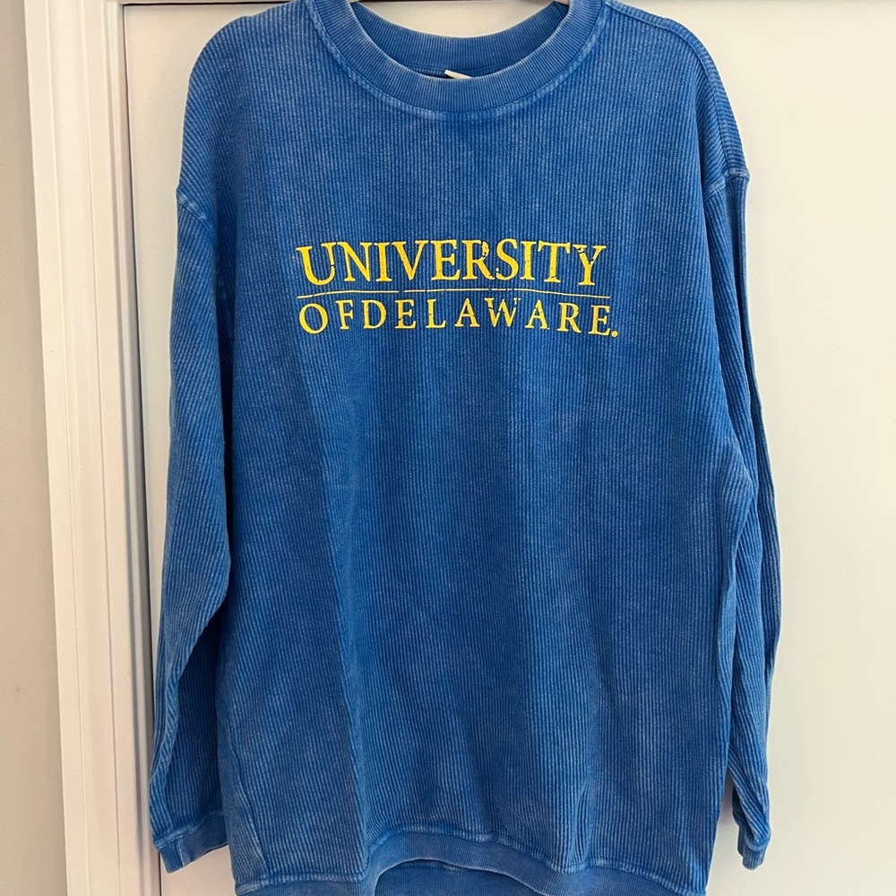 University of Delaware Blue Sweatshirt